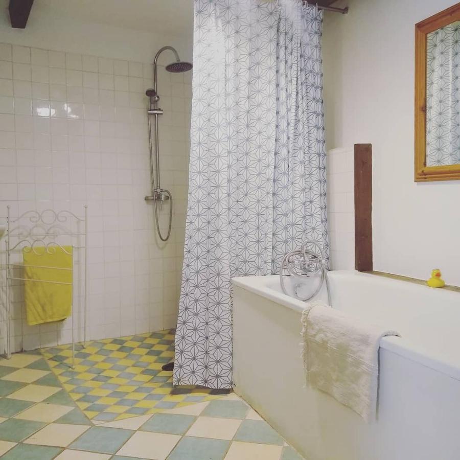 Pickwicks Villa Hauteroche Экстерьер фото